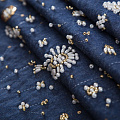 Джинс с вышивкой Dolce&Gabbana 015-19279 синий